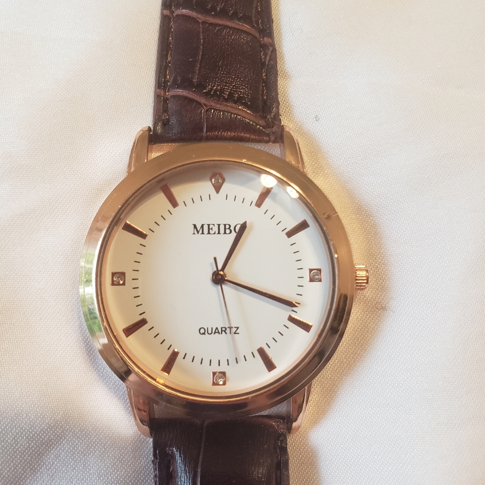 Meibo Quartz Watch - Picture 2 of 5